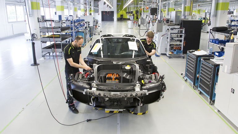 Ποιο hypercar έχει ανακληθεί πέντε φορές;